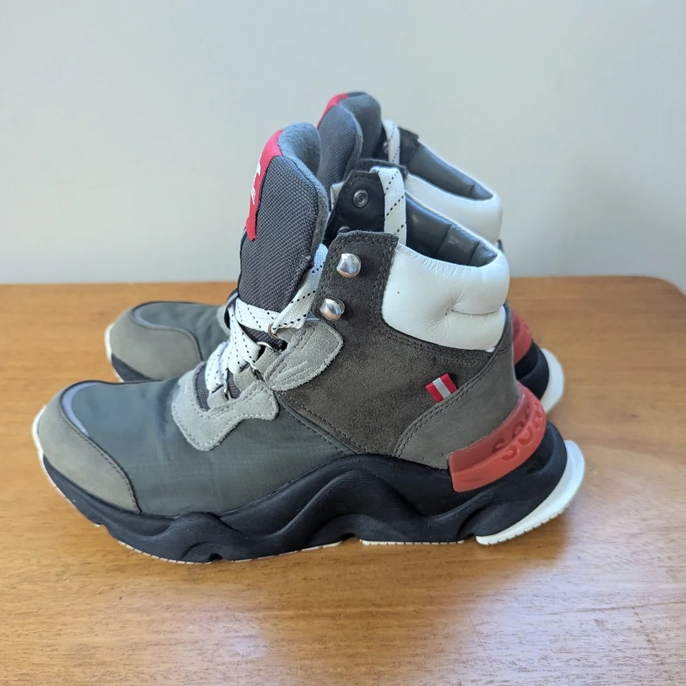 Sorel Kinetic Renegade Alphine‎ Tundra Waterproof Hiking Boot
